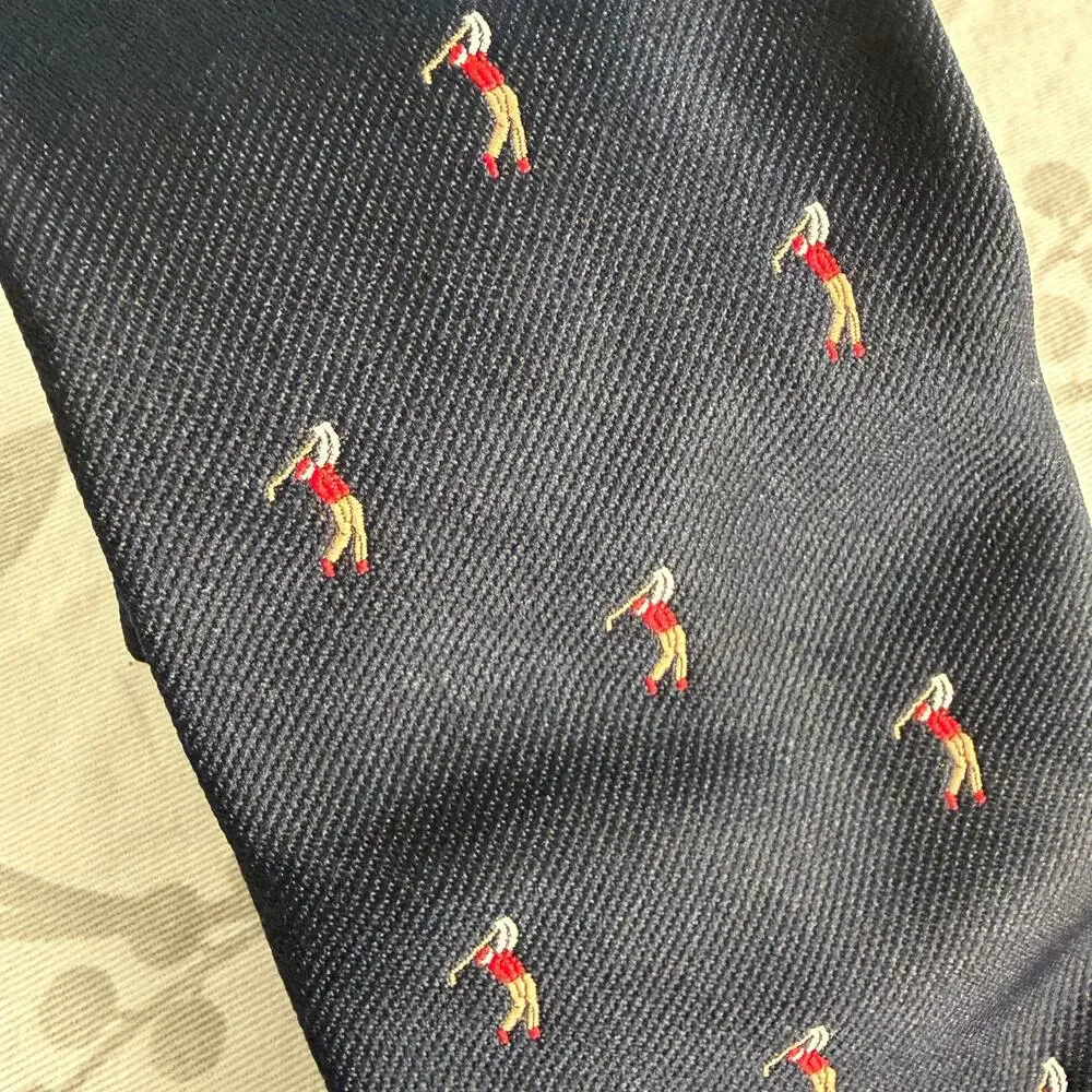 Vintage Excello Cravats Golf Tie Navy Blue Novelty Golfer Preppy USA 55